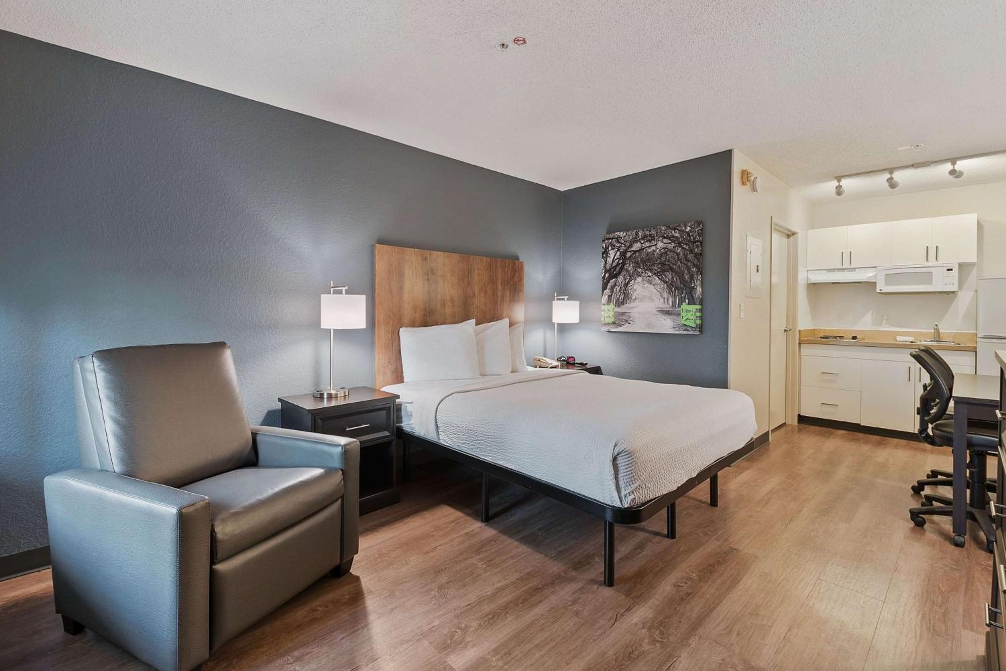 Extended Stay America Suites - Miami - Airport - Blue Lagoon Miami Springs Exteriör bild